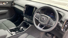 Volvo XC40 2.0 B3P Plus Dark 5dr Auto Petrol Estate